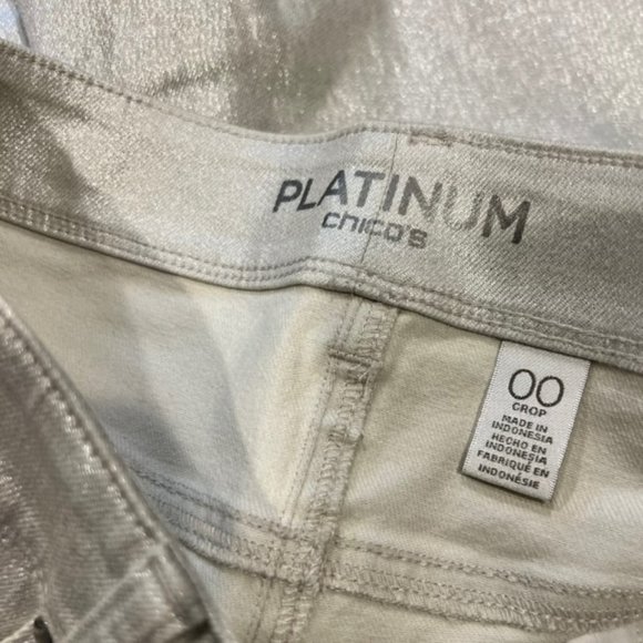 Chico's Platinum Silver Shimmer Crop Pants Size XS/2 - Picture 9 of 9